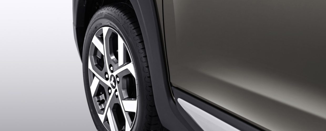 New Wheel Arch Moulding Side Body Garnish Design New Wheel Arch Moulding Side Body Garnish Design